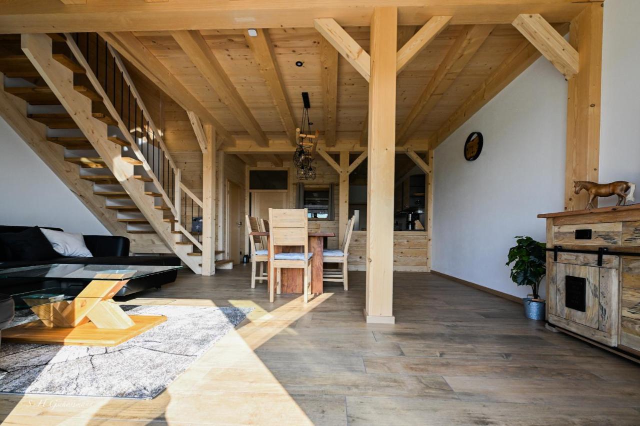 Holzwies Chalets Unterneukirchen Buitenkant foto