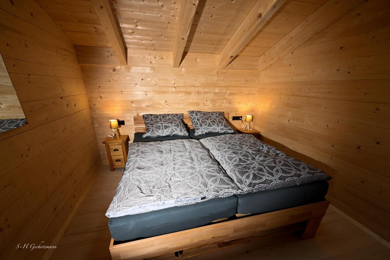 Holzwies Chalets Unterneukirchen Buitenkant foto